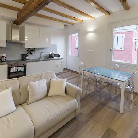Realkasa Canonica Apartment بولونيا المظهر الخارجي الصورة