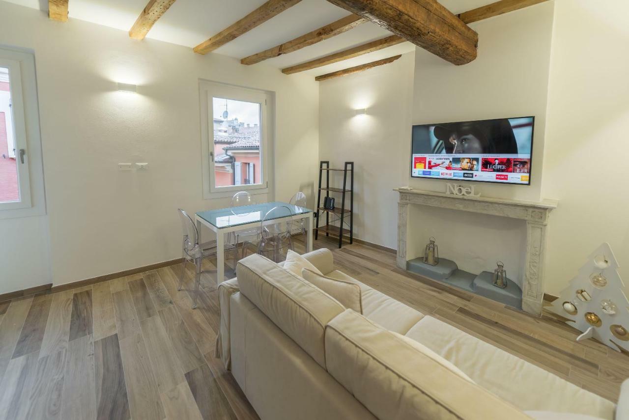 Realkasa Canonica Apartment بولونيا المظهر الخارجي الصورة