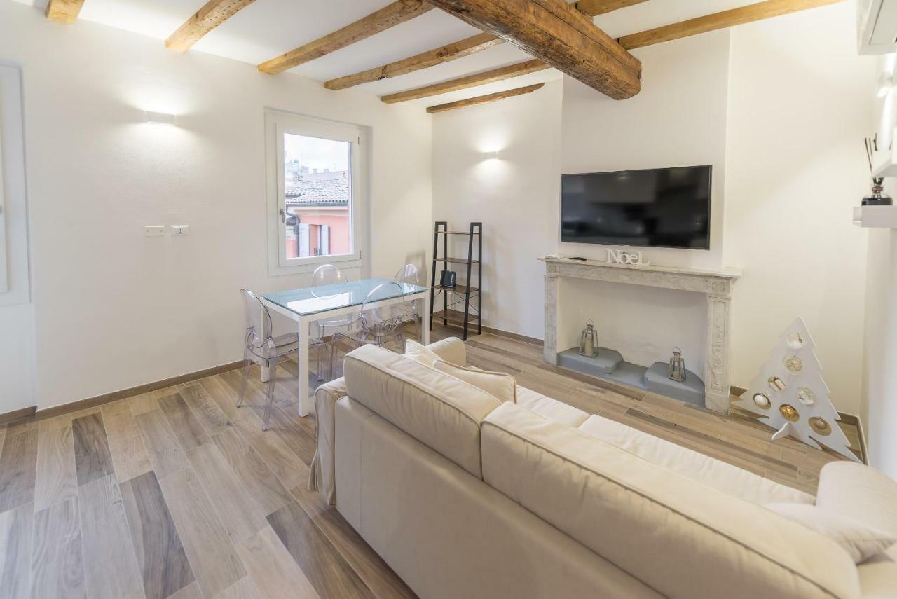 Realkasa Canonica Apartment بولونيا المظهر الخارجي الصورة